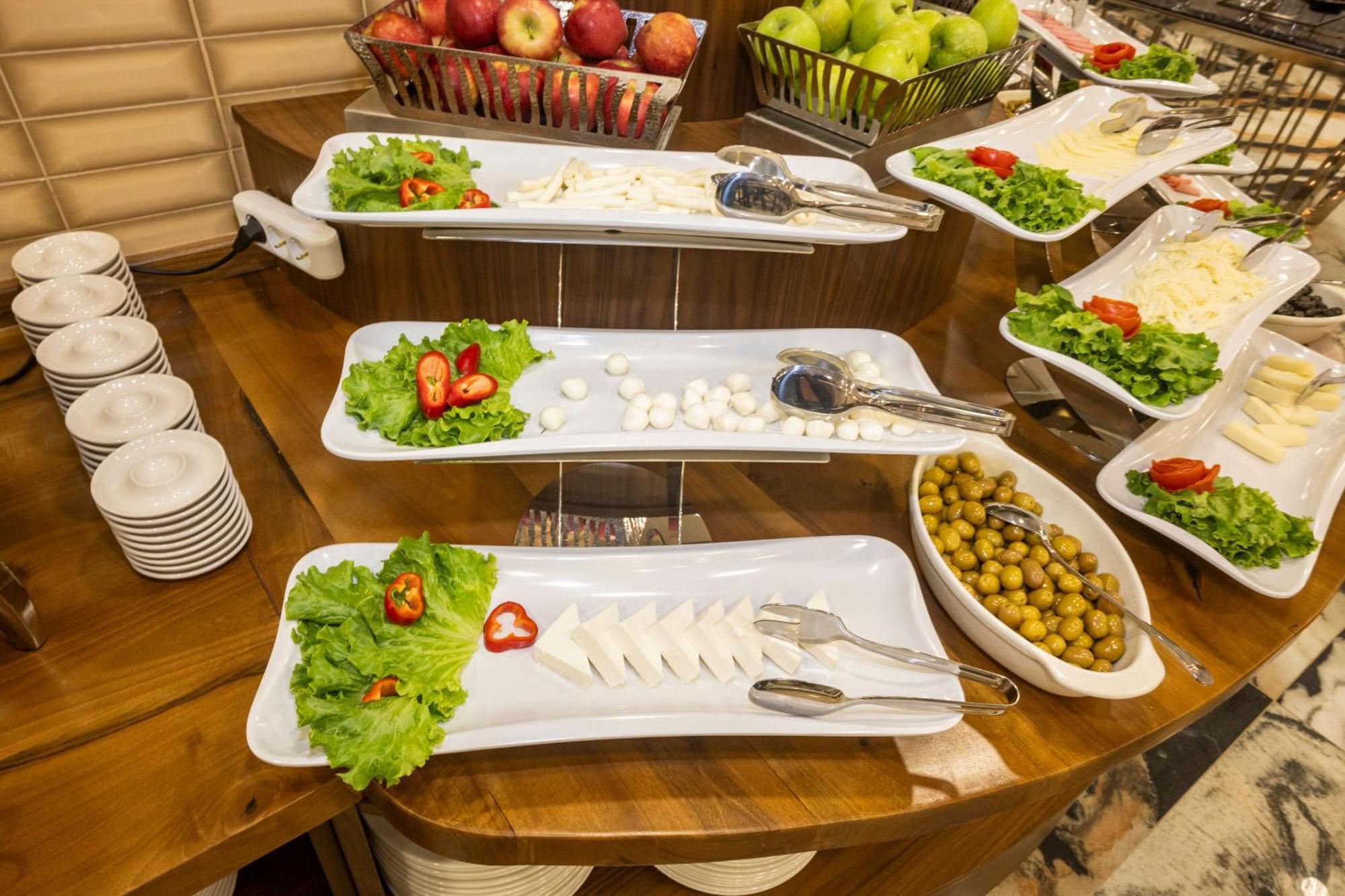 Icon Hotel Bomonti Istanbul Bagian luar foto
