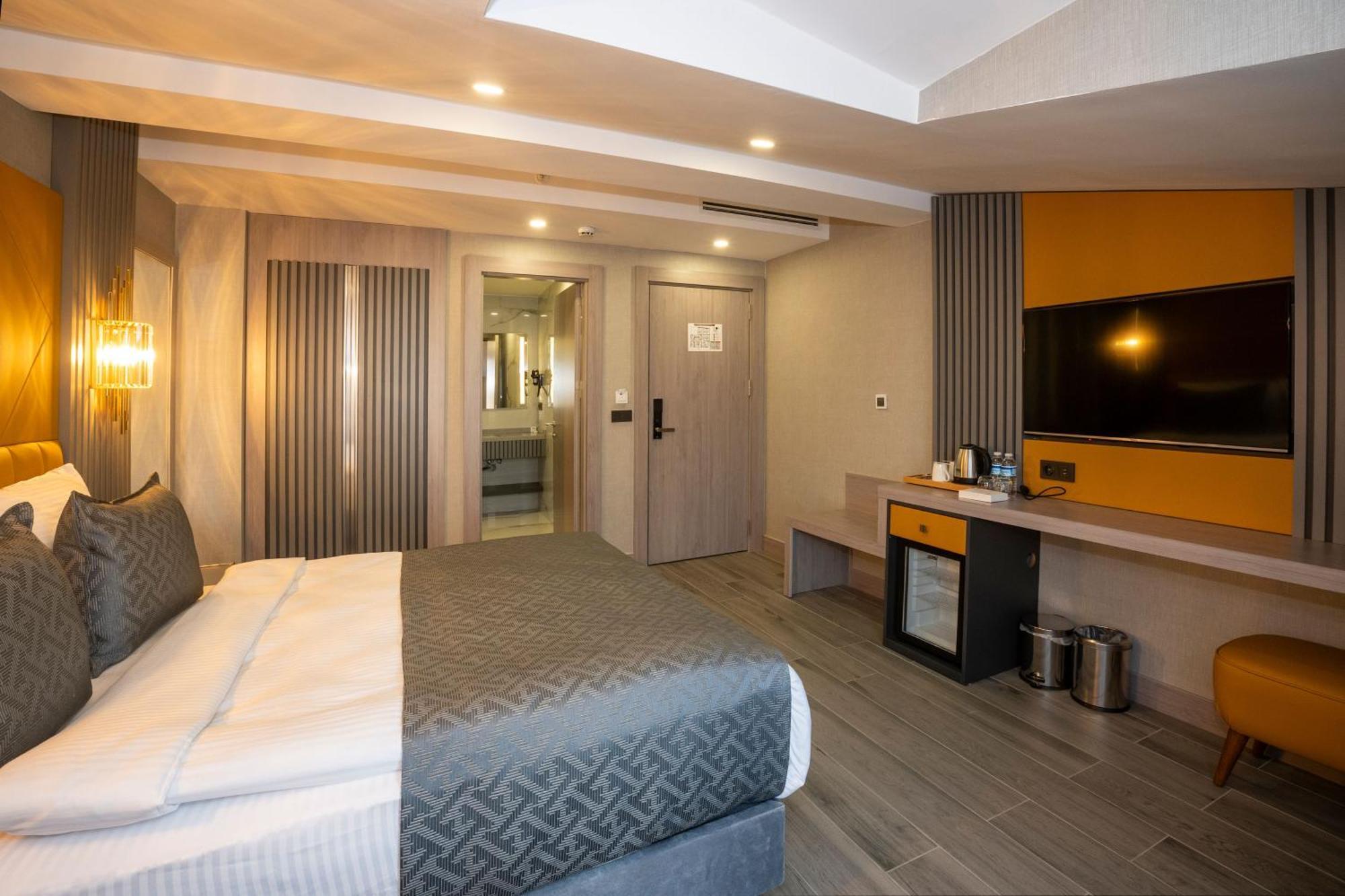 Icon Hotel Bomonti Istanbul Bagian luar foto